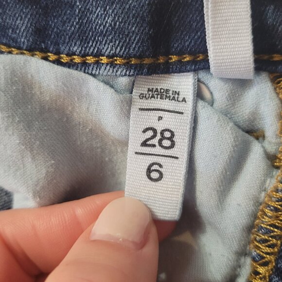 LOFT petite jeans - Picture 2 of 2